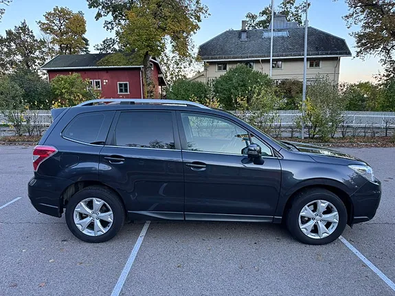 Subaru Forester 2015 photo 3