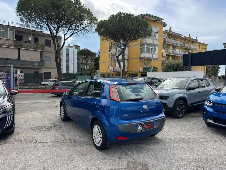 Fiat Punto Evo 2010 photo 4