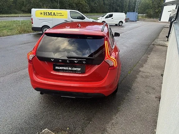 Volvo V60 2012 photo 5