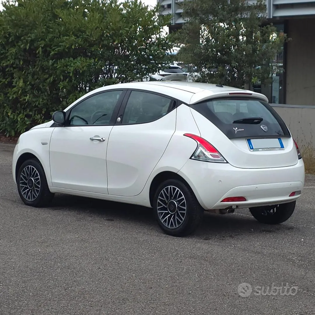 Lancia Ypsilon 2020 photo 4