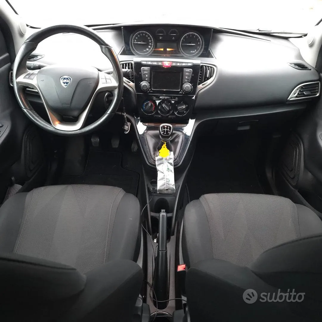 Lancia Ypsilon 2020 photo 5