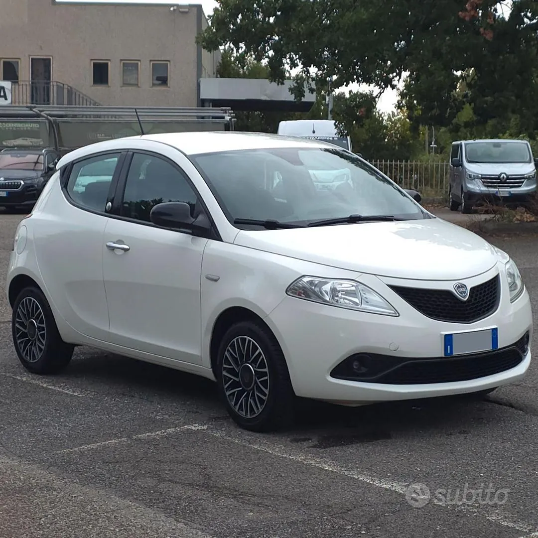 Lancia Ypsilon 2020 photo 3