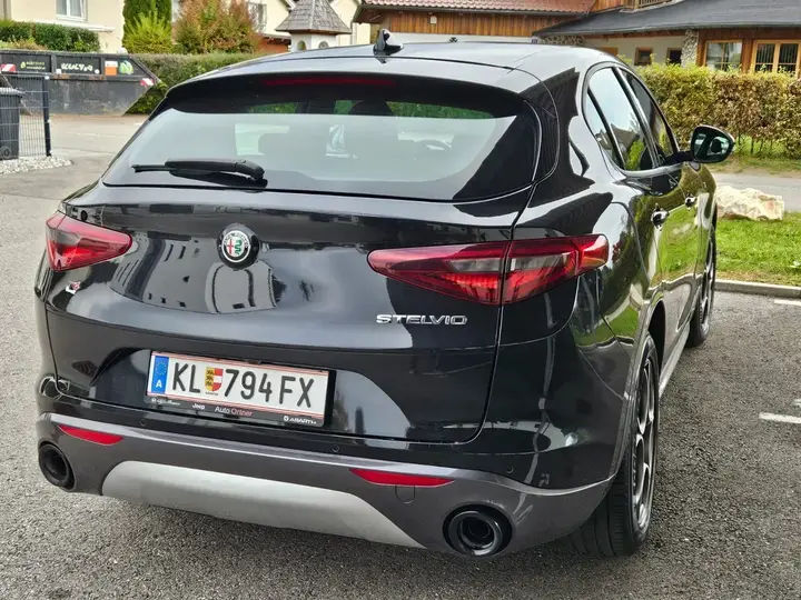 Alfa Romeo Stelvio 2022 photo 3