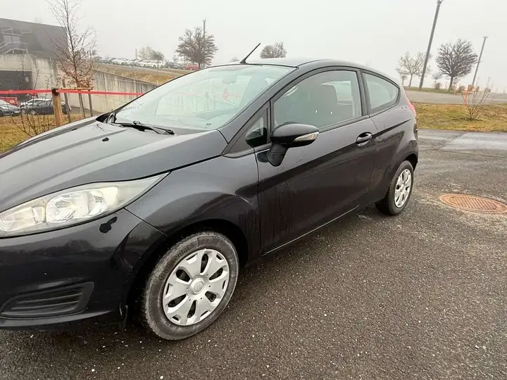 Ford Fiesta 2013 photo 3