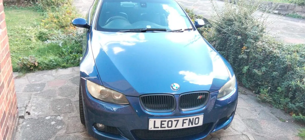 BMW 3 Series 2007 photo 2