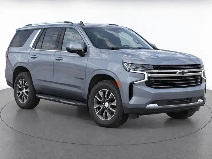 Chevrolet Tahoe 2022 photo 2