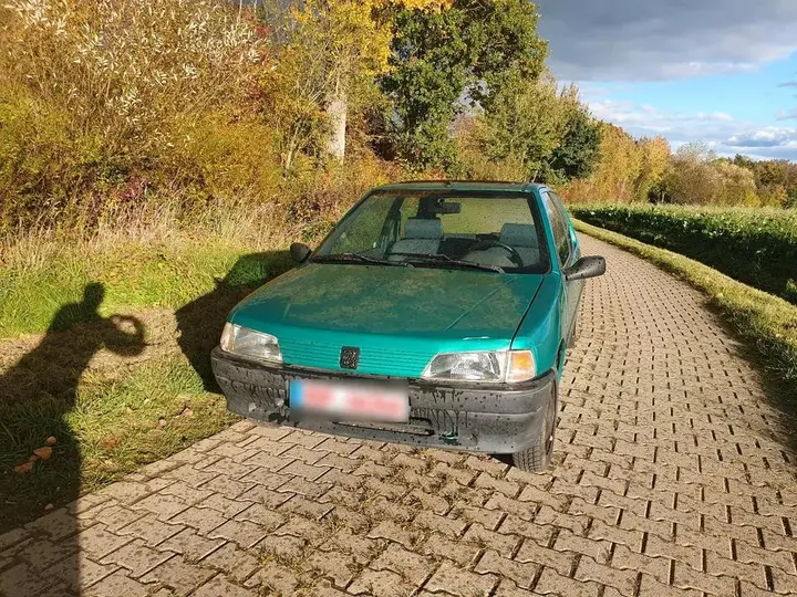 Peugeot 106
