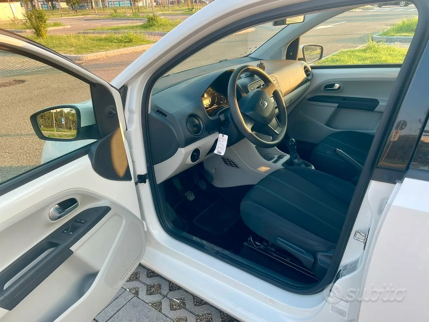 Seat Mii 2015 photo 5