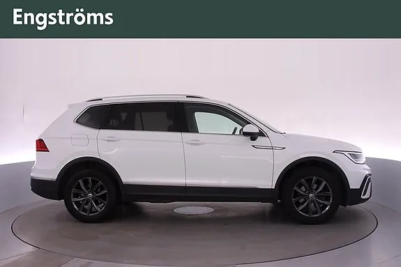 Volkswagen Tiguan Allspace 2023 photo 2