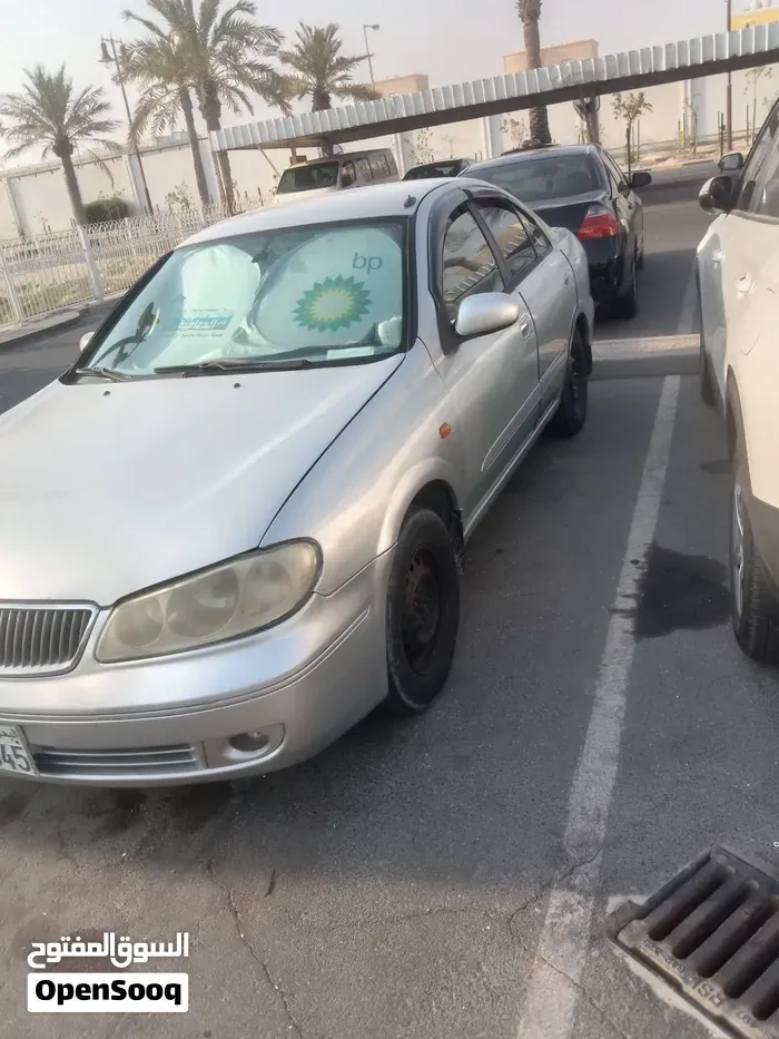 Nissan Sunny 2004 photo 4