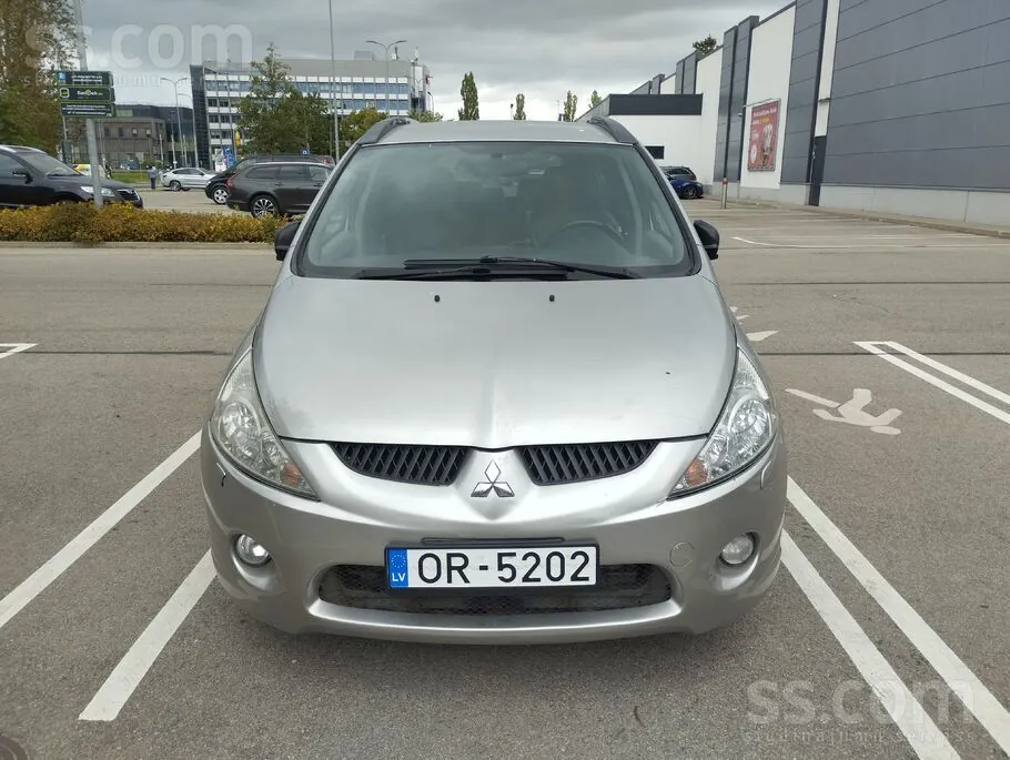 Mitsubishi Grandis