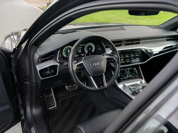 Audi A6 Avant 2021 photo 3