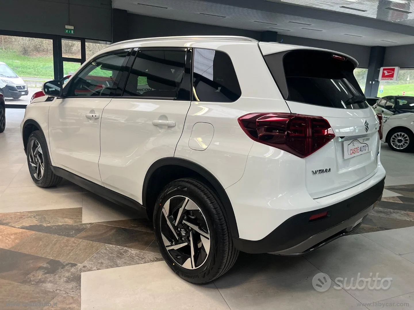 Suzuki Vitara photo 4