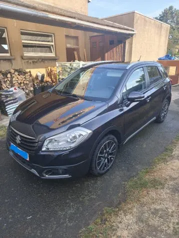 Suzuki S-Cross