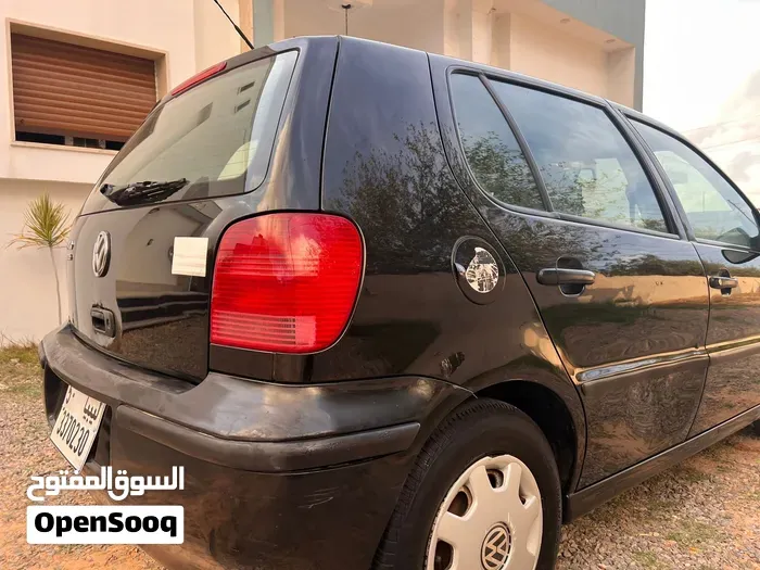Volkswagen Polo 2001 photo 2