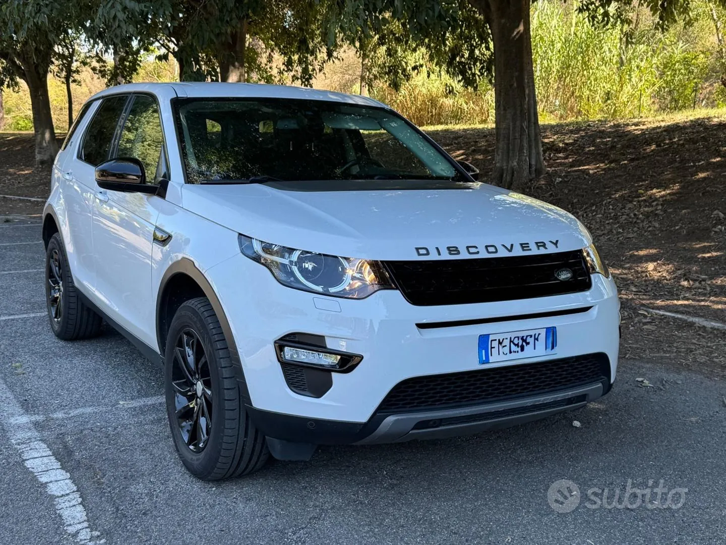 Land Rover Discovery Sport 2018 photo 4