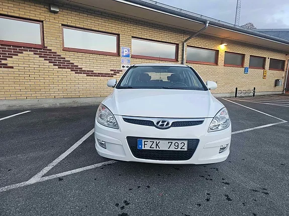 Hyundai I30 2008 photo 2