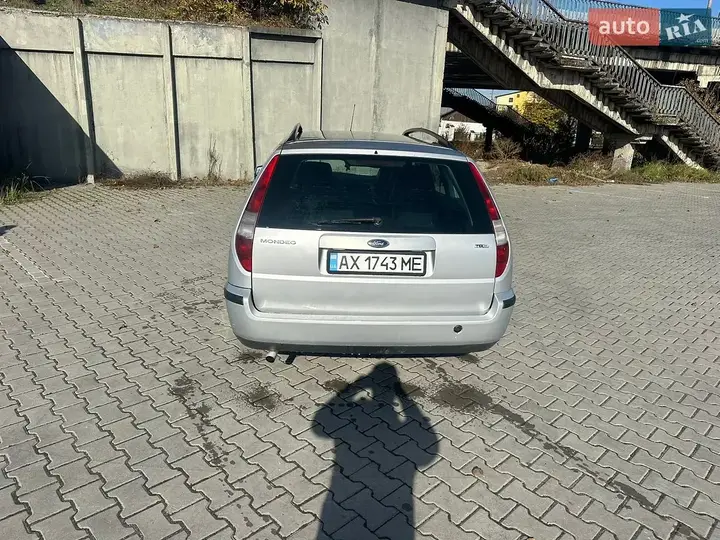 Ford Mondeo 2003 photo 4