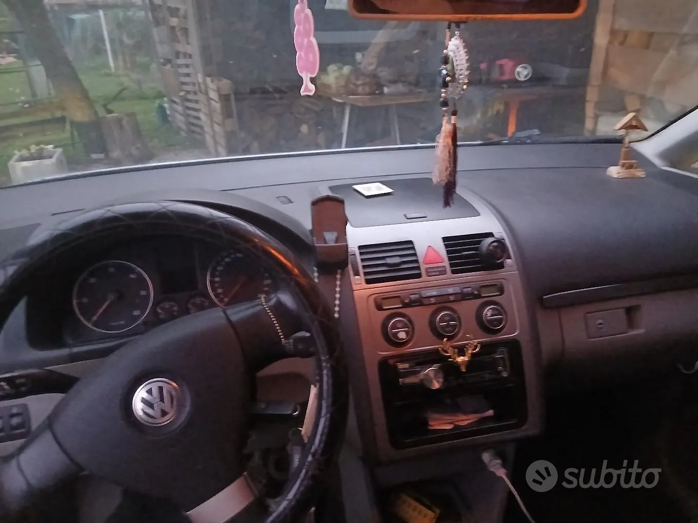 Volkswagen Touran 2009 photo 5