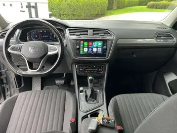 Volkswagen Tiguan 2022 photo 2