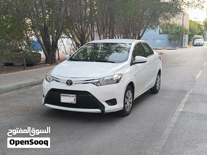 Toyota Yaris 2017 photo 4