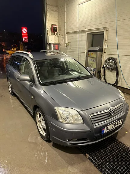 Toyota Avensis 2005 photo 3