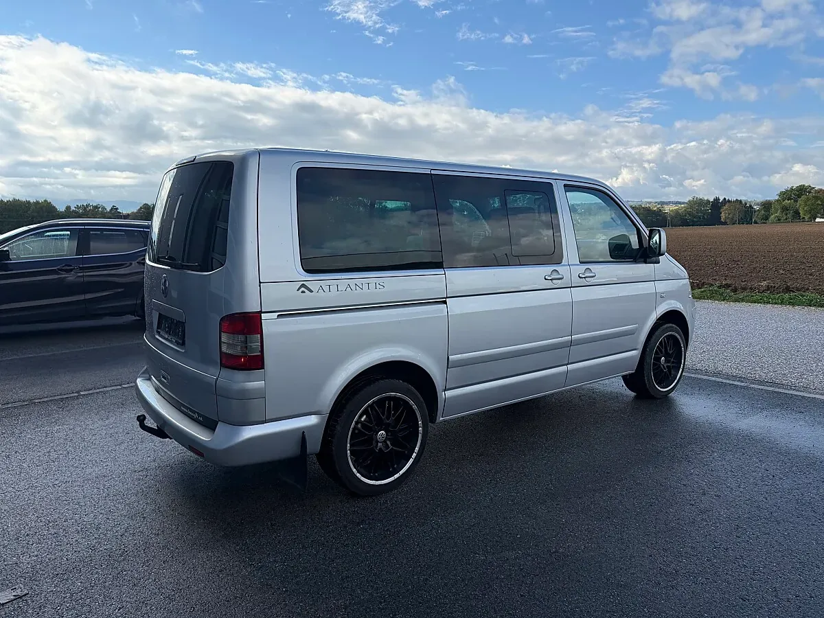 Volkswagen Multivan 2007 photo 3