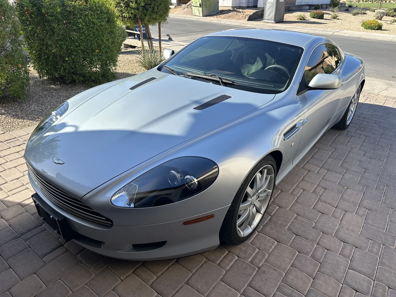 Aston Martin Db9