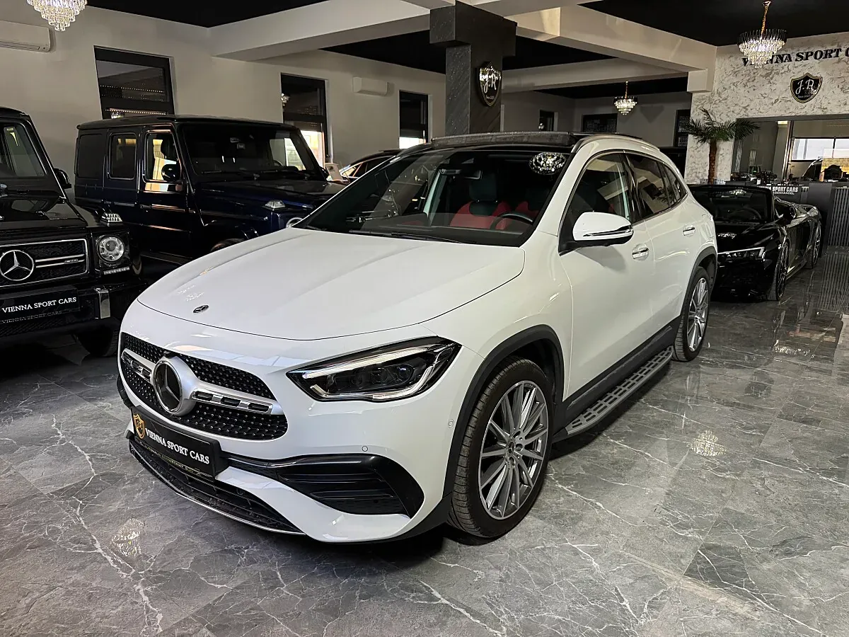 Mercedes-Benz Gla Class 2022 photo 2