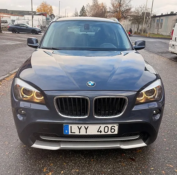 BMW X1 2012 photo 2