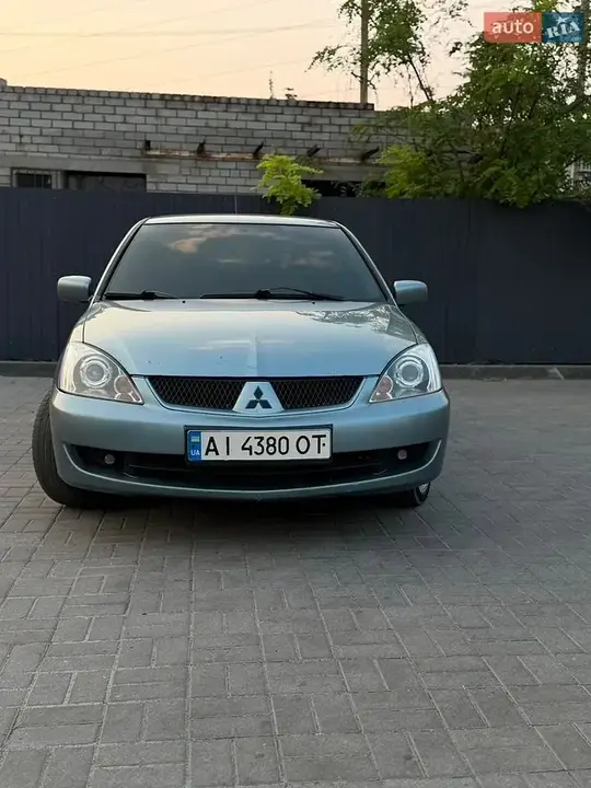 Mitsubishi Lancer 2006 photo 2