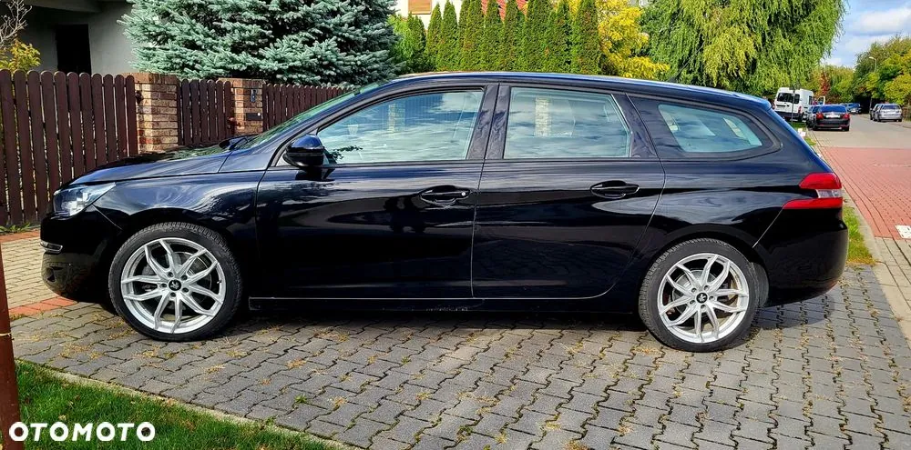 Peugeot 308 2016 photo 2