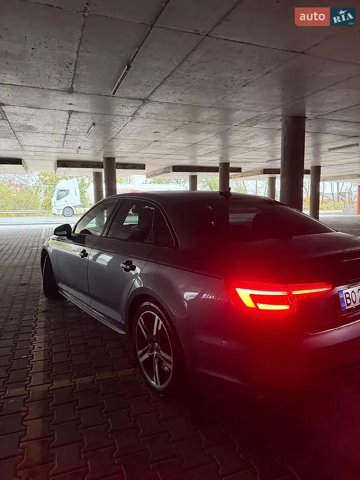 Audi A4 2016 photo 2