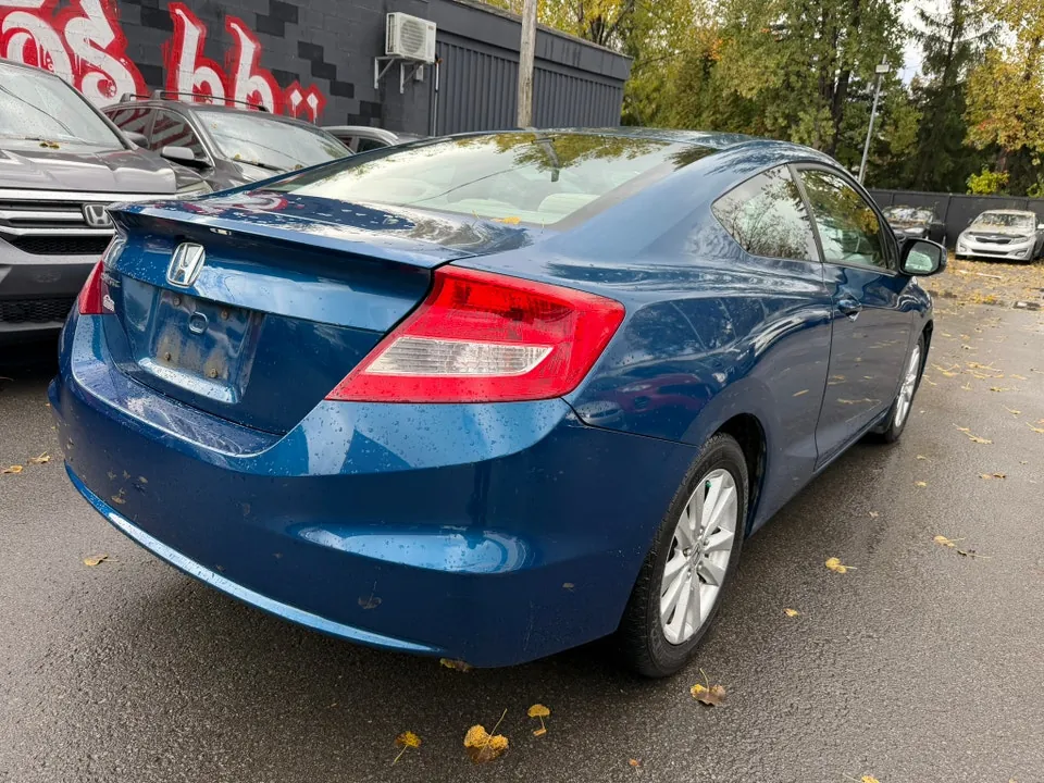 Honda Civic 2012 photo 2