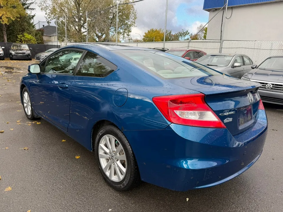 Honda Civic 2012 photo 4