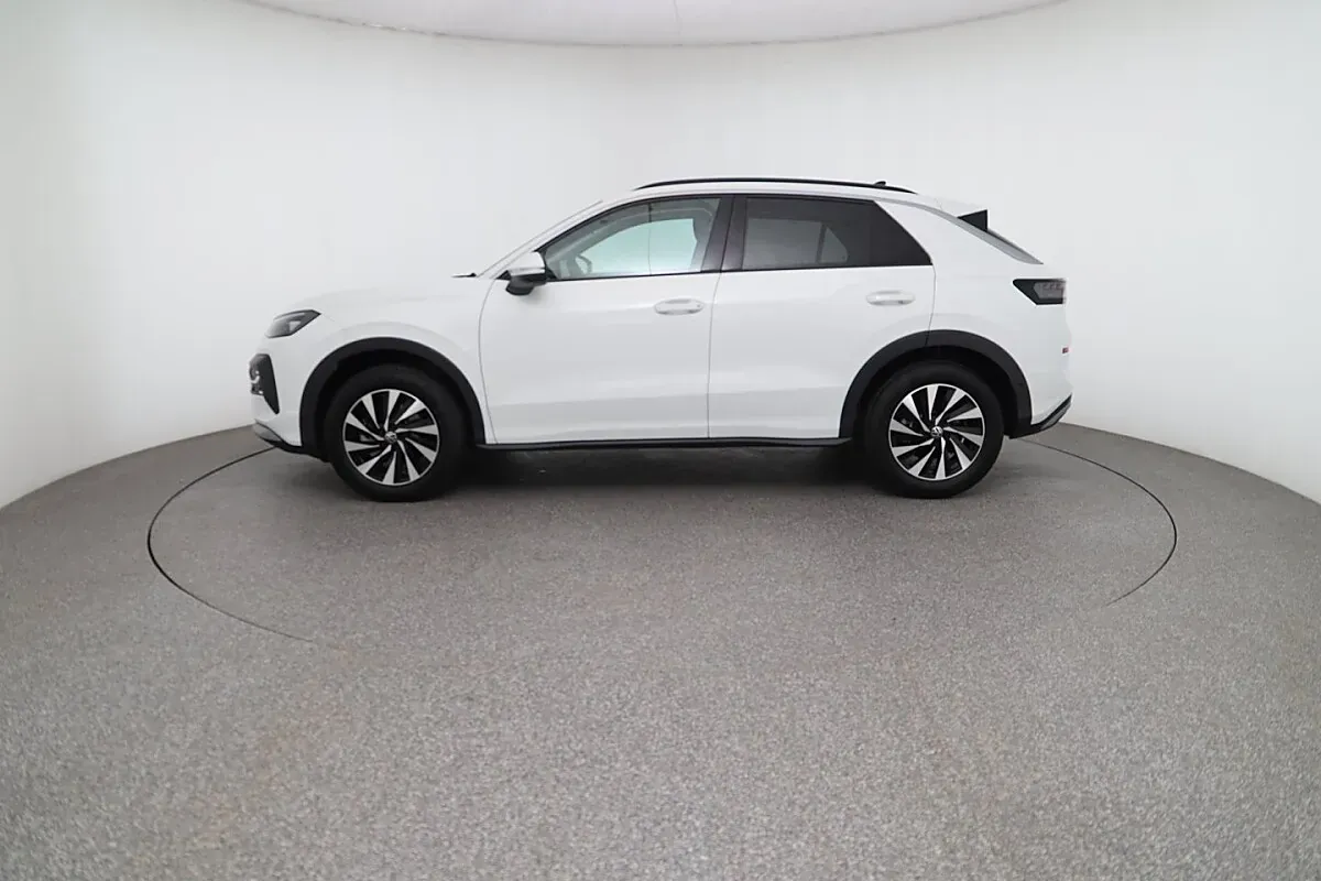 Volkswagen T-Roc 2026 photo 2