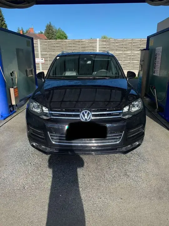 Volkswagen Touareg 2012 photo 3