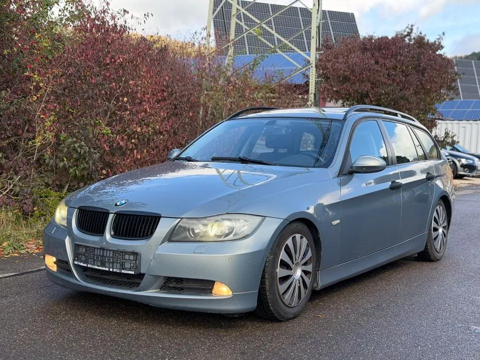 BMW 320I