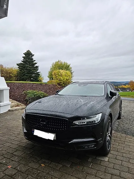 Volvo V90 Cross Country