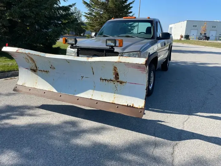 Chevrolet Silverado 2500 2003 photo 3