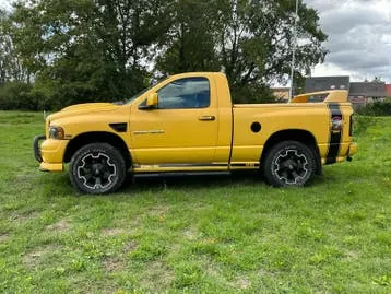 Dodge Ram 1500 2004 photo 2