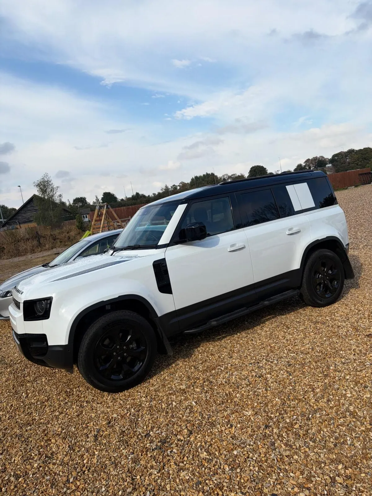 Land Rover Defender 110 2026 photo 3