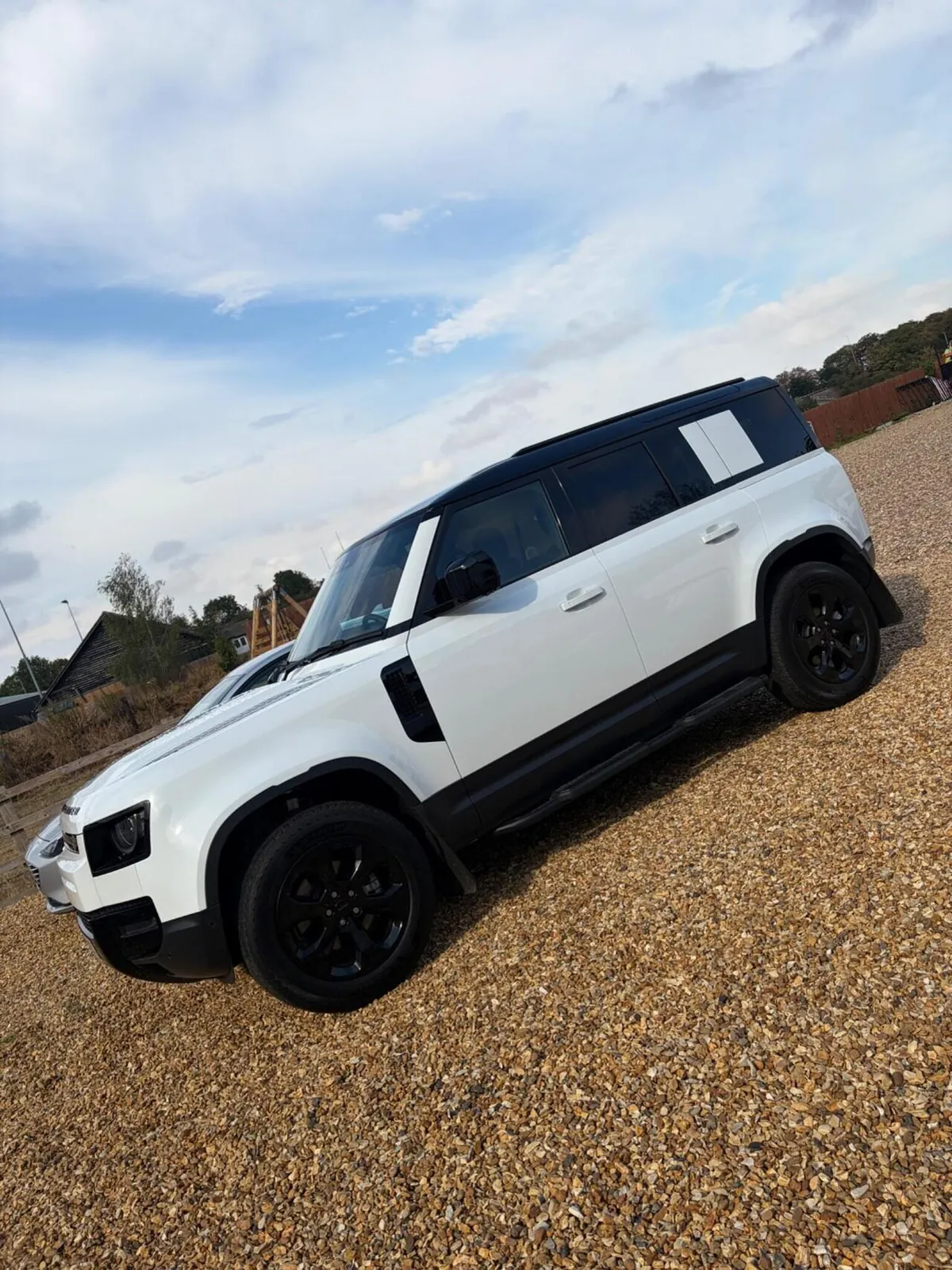 Land Rover Defender 110 2026 photo 2