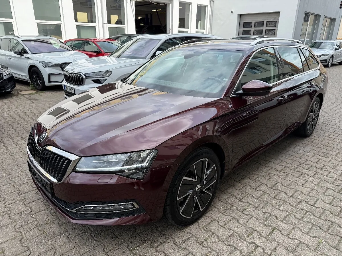 Skoda Superb 2023 photo 3