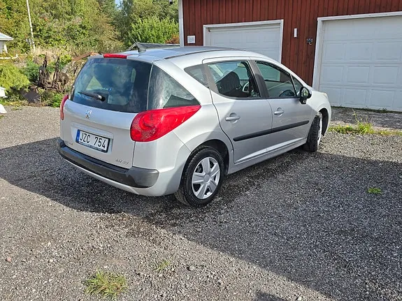Peugeot 207 Sw 2009 photo 4