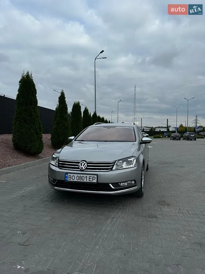 Volkswagen Passat 2014 photo 2