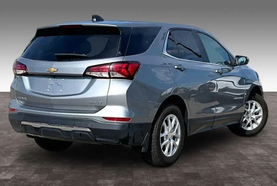 Chevrolet Equinox 2022 photo 3