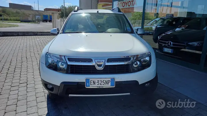 Dacia Duster 2012 photo 2