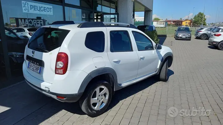 Dacia Duster 2012 photo 5