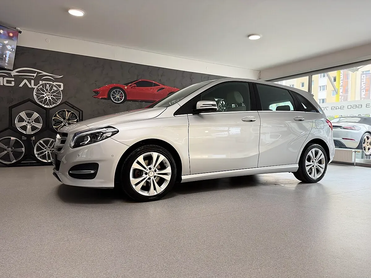 Mercedes-Benz B-Class 2016 photo 3